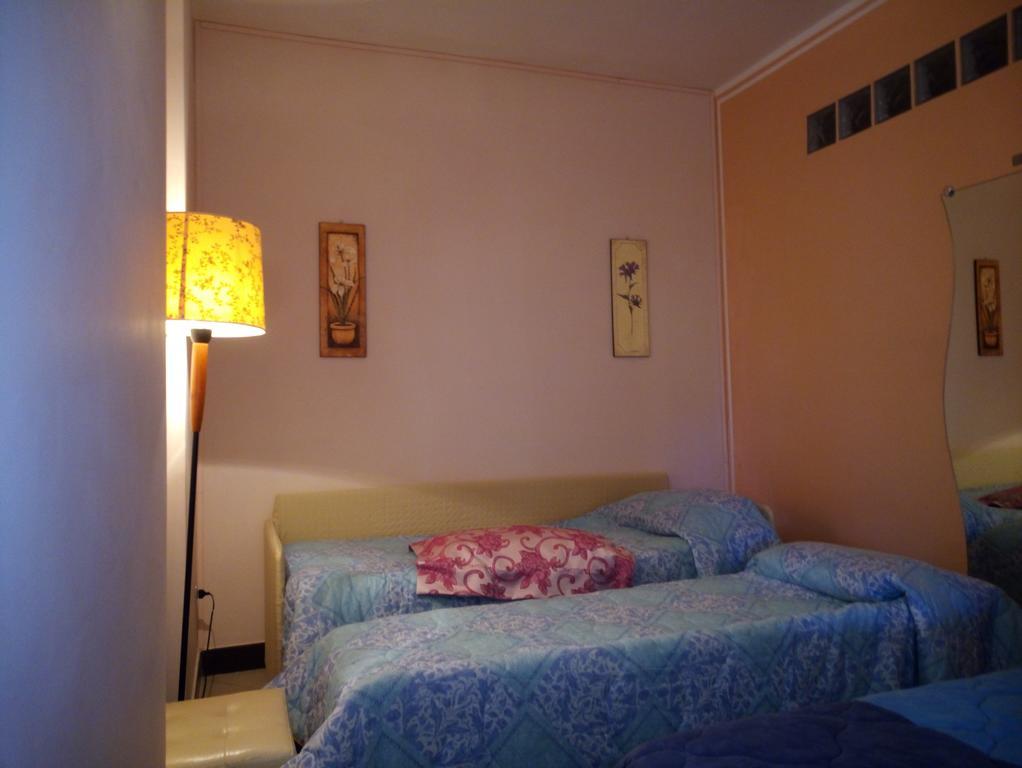 Villa Le Giare Ospitalita Diffusa アジェーロラ エクステリア 写真