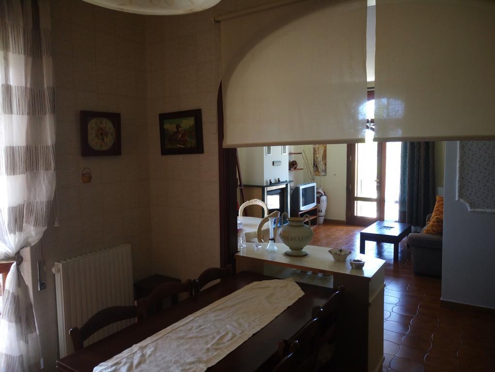 Villa Le Giare Ospitalita Diffusa アジェーロラ エクステリア 写真