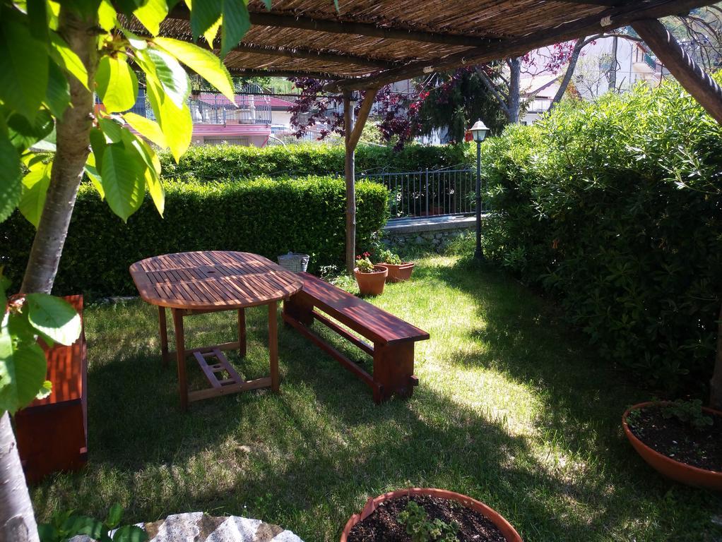 Villa Le Giare Ospitalita Diffusa アジェーロラ エクステリア 写真