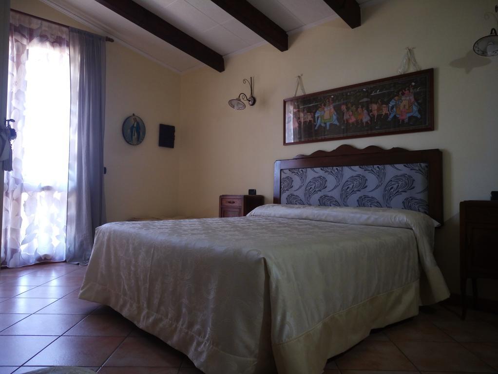 Villa Le Giare Ospitalita Diffusa アジェーロラ エクステリア 写真