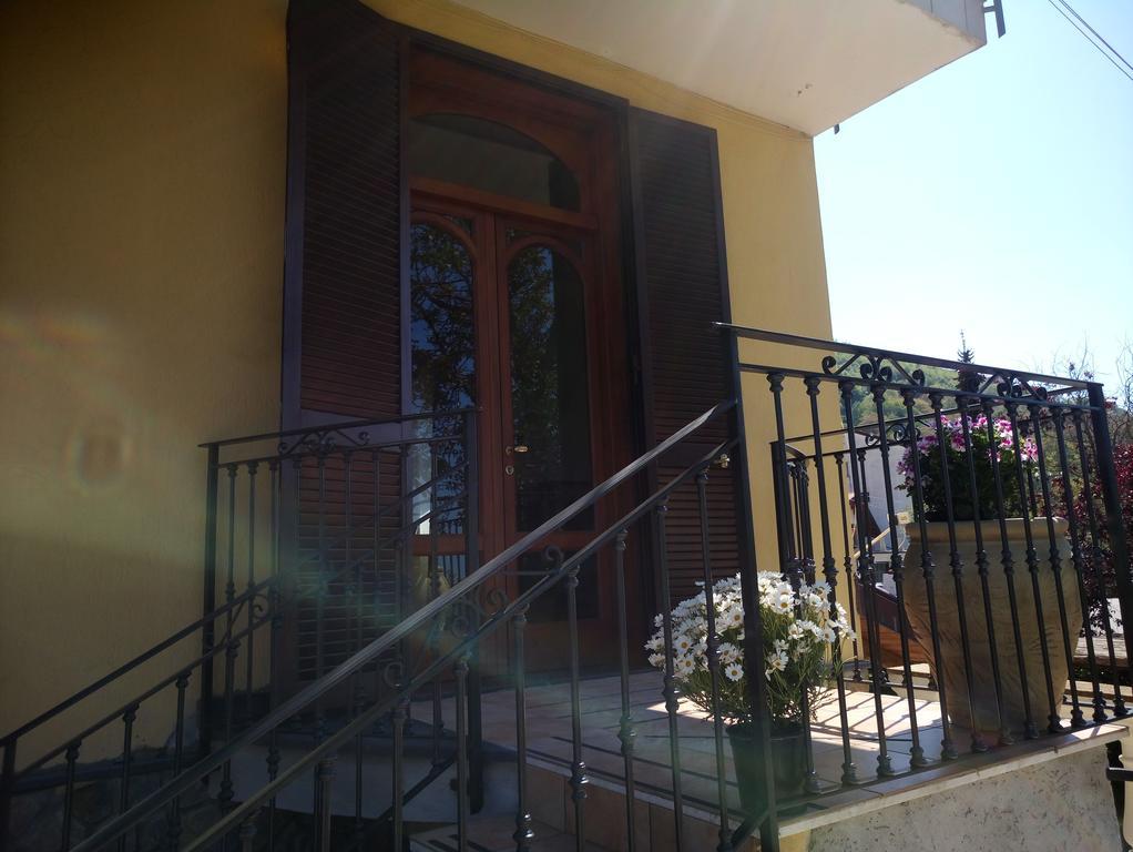 Villa Le Giare Ospitalita Diffusa アジェーロラ エクステリア 写真